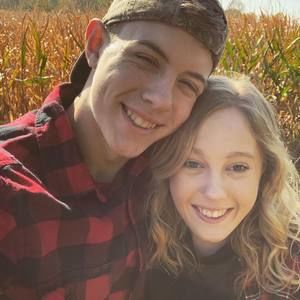 Meet your Posher, Skyler